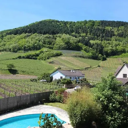La Belle Etape, Avec Piscine Et *