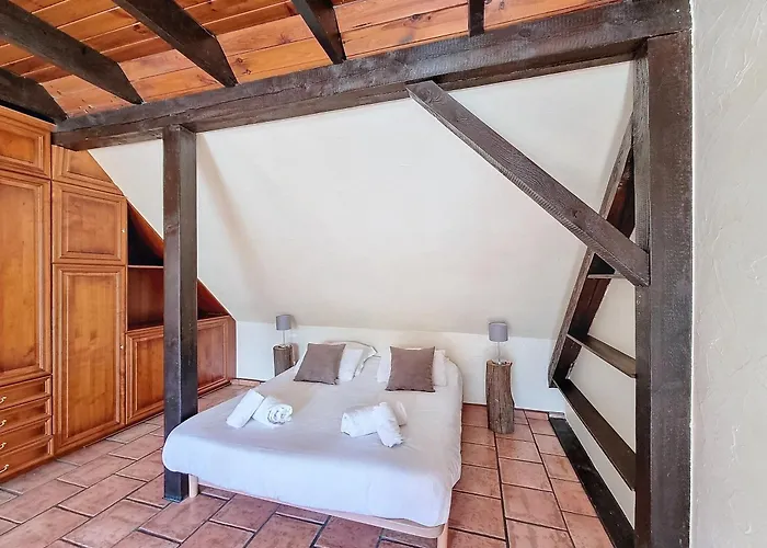 La Belle Etape, Avec Piscine Et